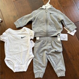 Nike Kids Size 3M Matching Set - Gray and White.